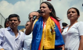 A deputada venezuelana casada, María Corina Machado